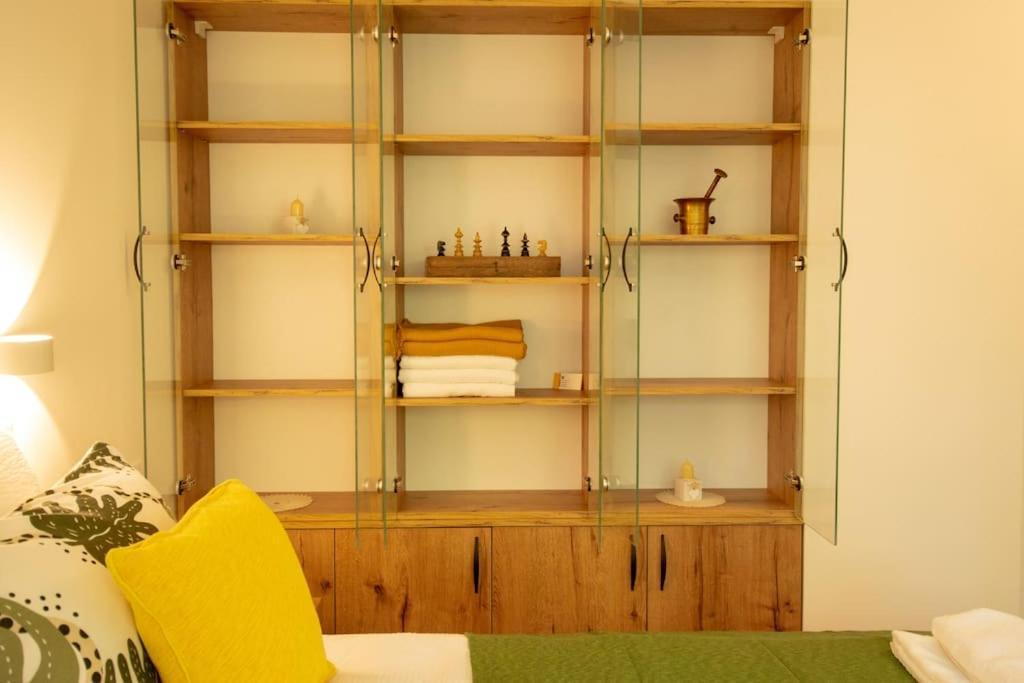 Family - Oasis With Easy Parking Apartament *